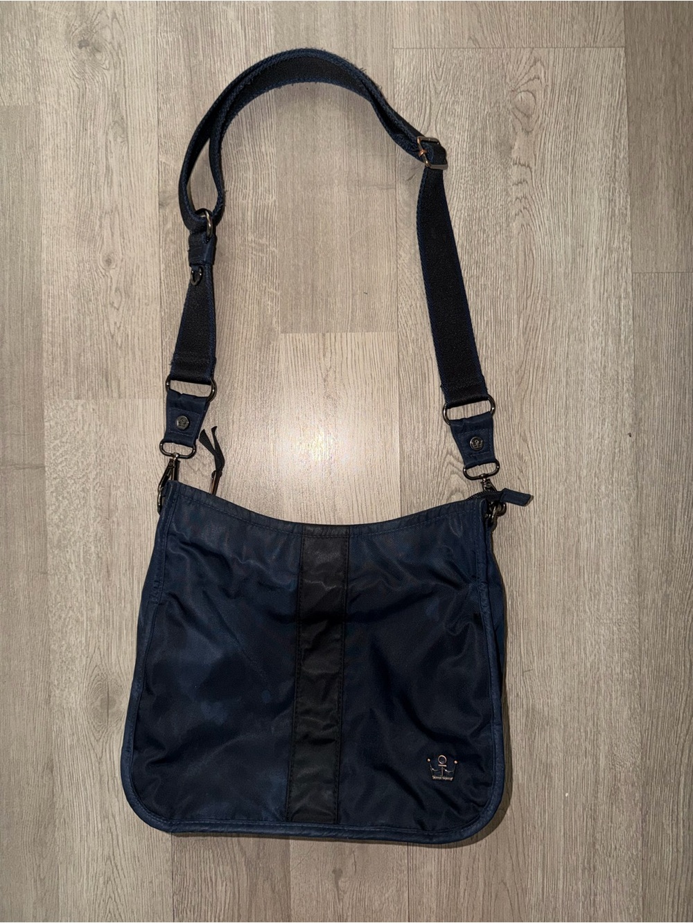 Oliver Thomas Navy and Black Messenger Bag
